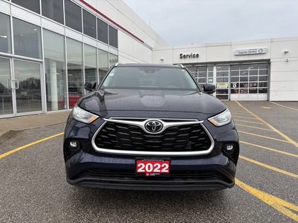 used 2022 Toyota Highlander car, priced at $42,995