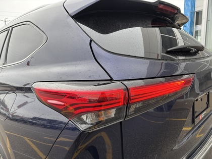 used 2022 Toyota Highlander car, priced at $42,995