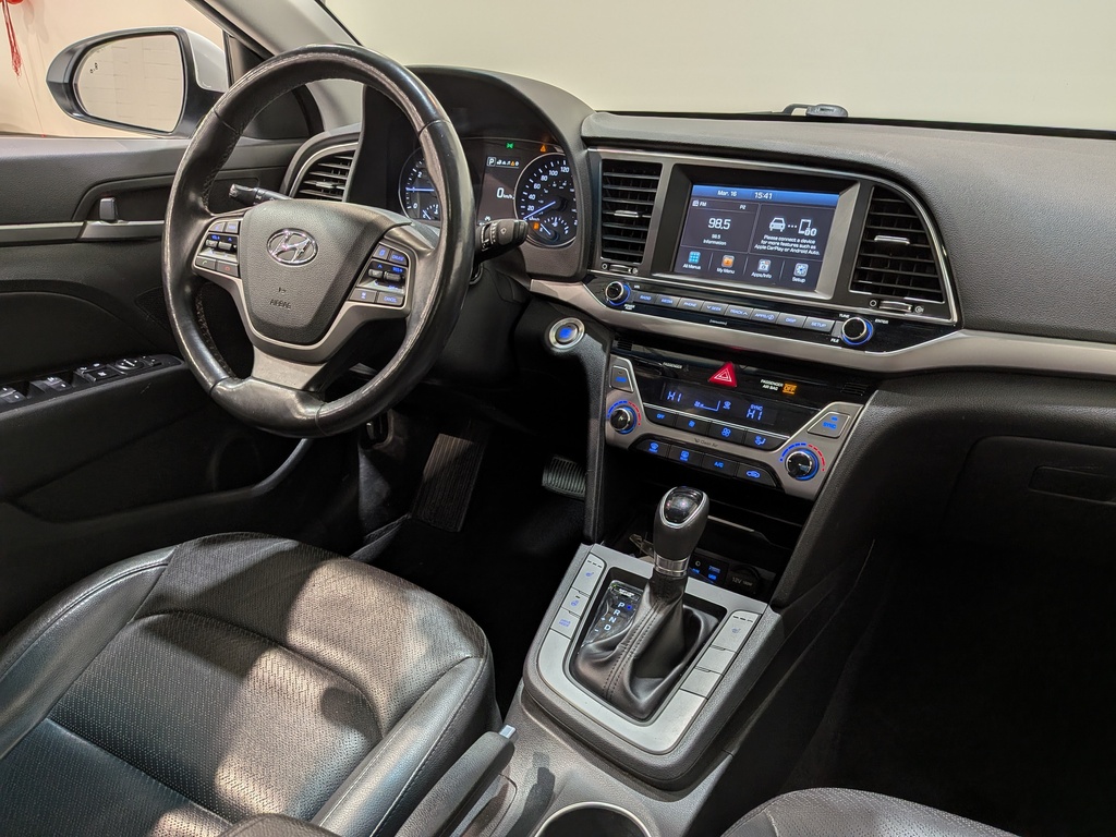 Hyundai Elantra 2017