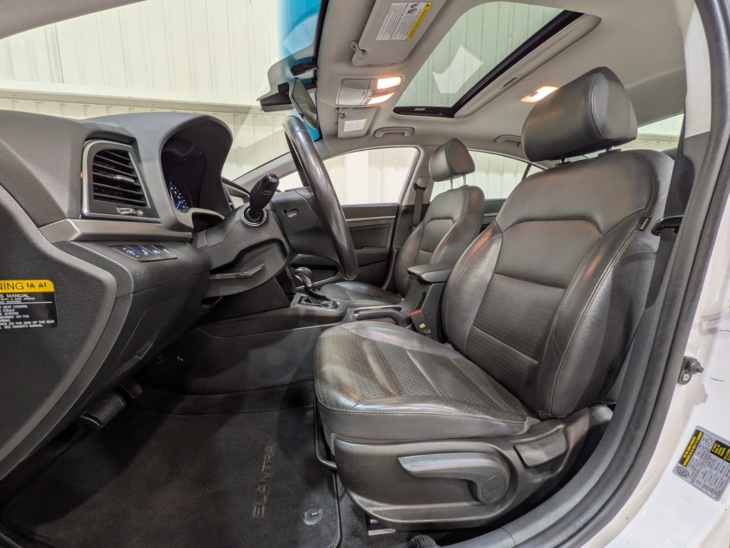 Hyundai Elantra 2017