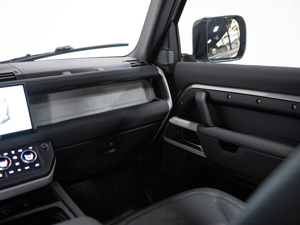 2022 Land Rover Defender 110 S, 多伦多, 全款车