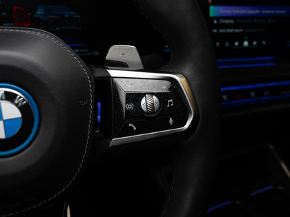 used 2024 BMW 7-Series car, priced at $107,900