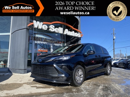 2022 Toyota Sienna LE 8-Passenger AWD