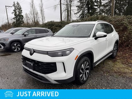 used 2025 Volkswagen Tiguan car, priced at $36,324