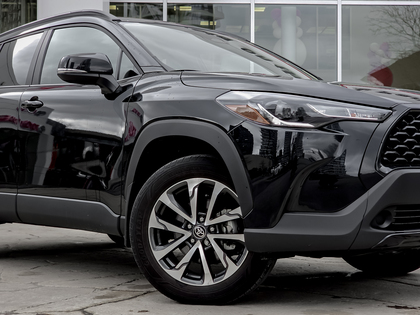 used 2025 Toyota Corolla Cross car, priced at $37,995