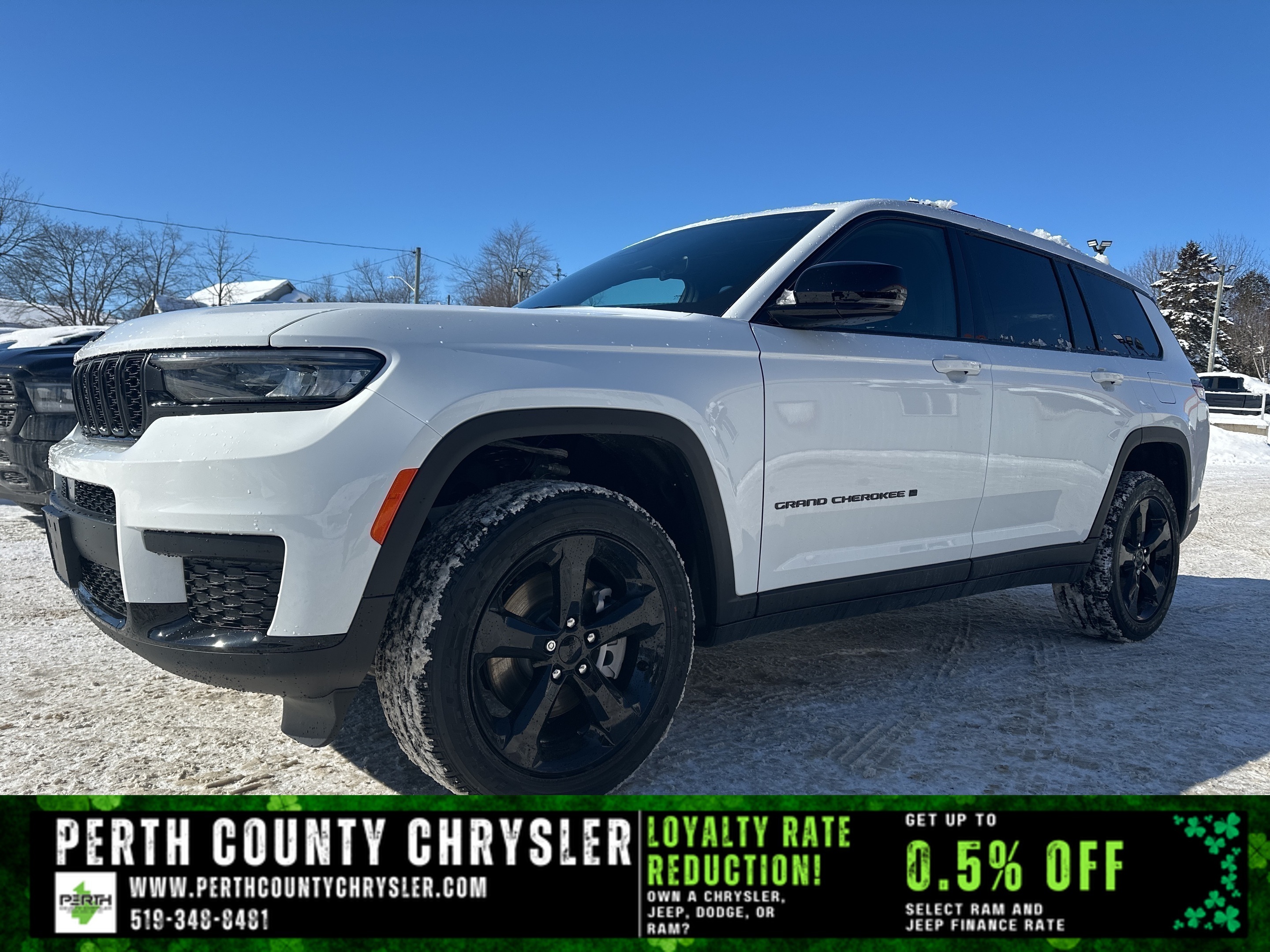 2025 Jeep Grand Cherokee L Altitude 4WD