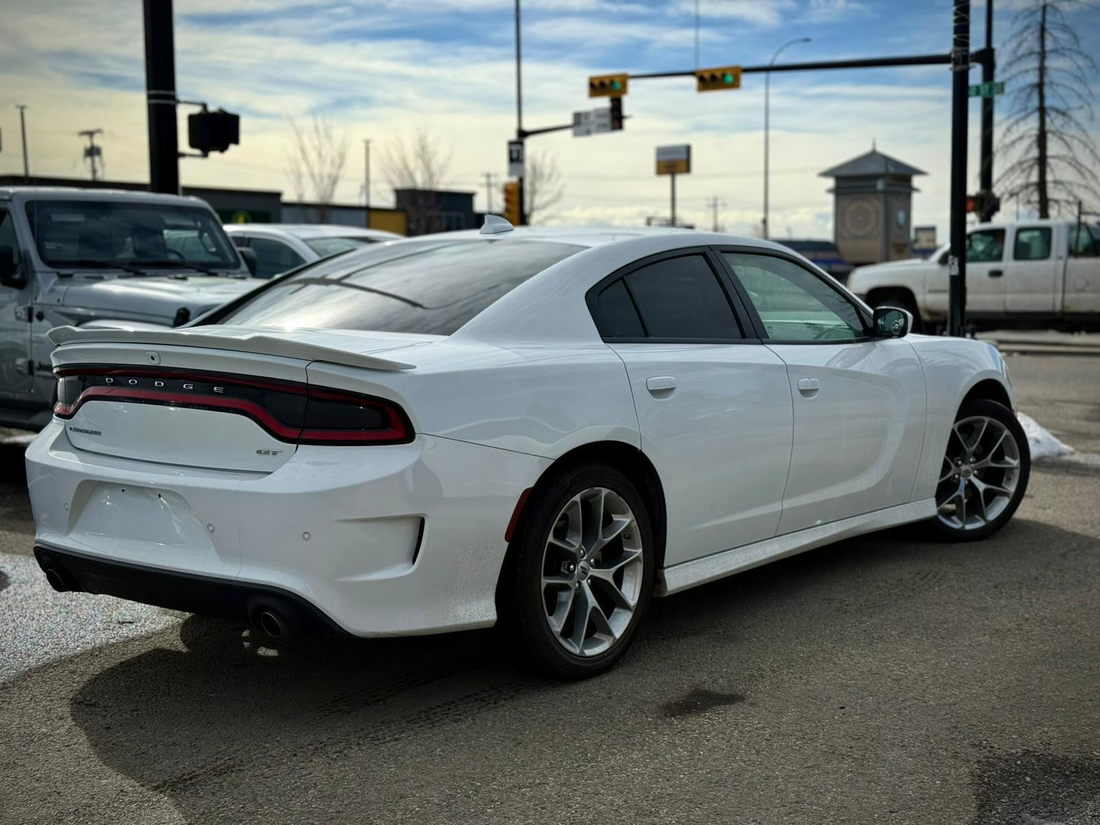 2022 Dodge Charger — view 4