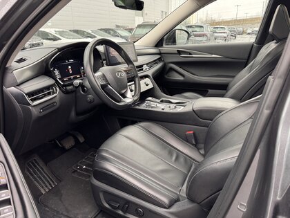 used 2025 INFINITI QX60 car, priced at $47,494