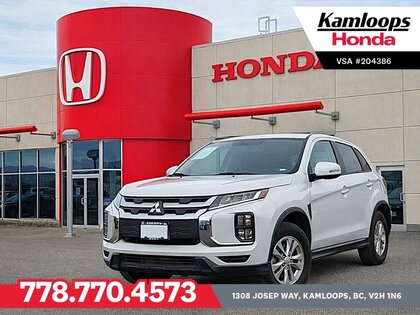 2022 Mitsubishi RVR SE AWC