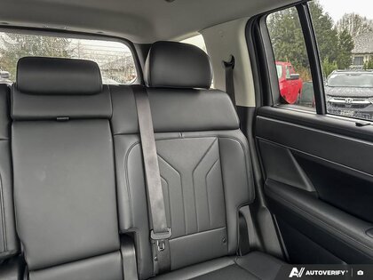 used 2025 Hyundai Santa Fe car, priced at $43,338