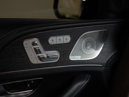 used 2022 Mercedes-Benz GLE car, priced at $69,900