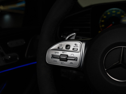 used 2022 Mercedes-Benz GLE car, priced at $69,900