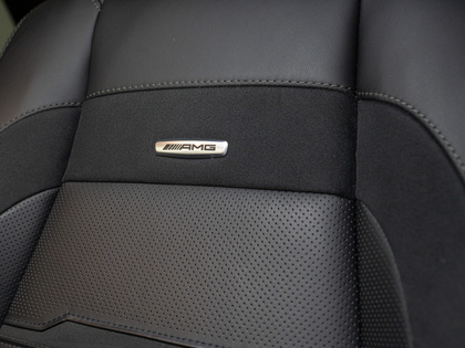 used 2022 Mercedes-Benz GLE car, priced at $69,900