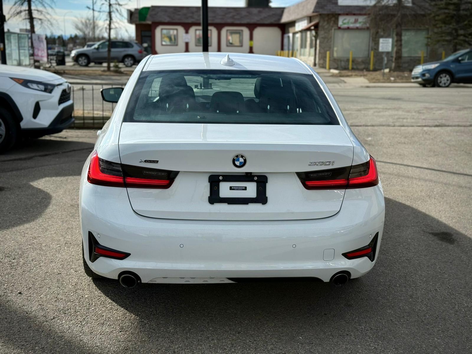 2021 BMW 3 Series — view 5