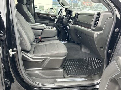 used 2022 GMC Sierra 1500 car, priced at $45,590