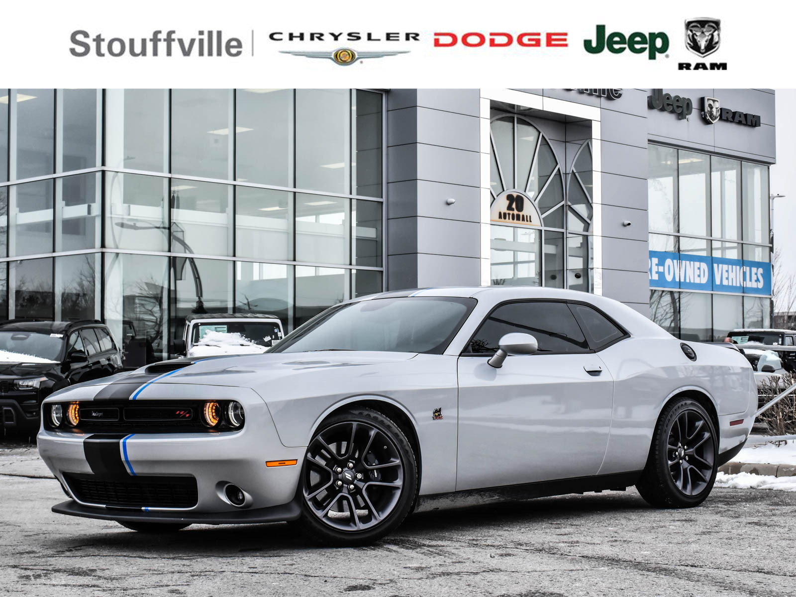 Dodge Challenger R/T Scat Pack RWD