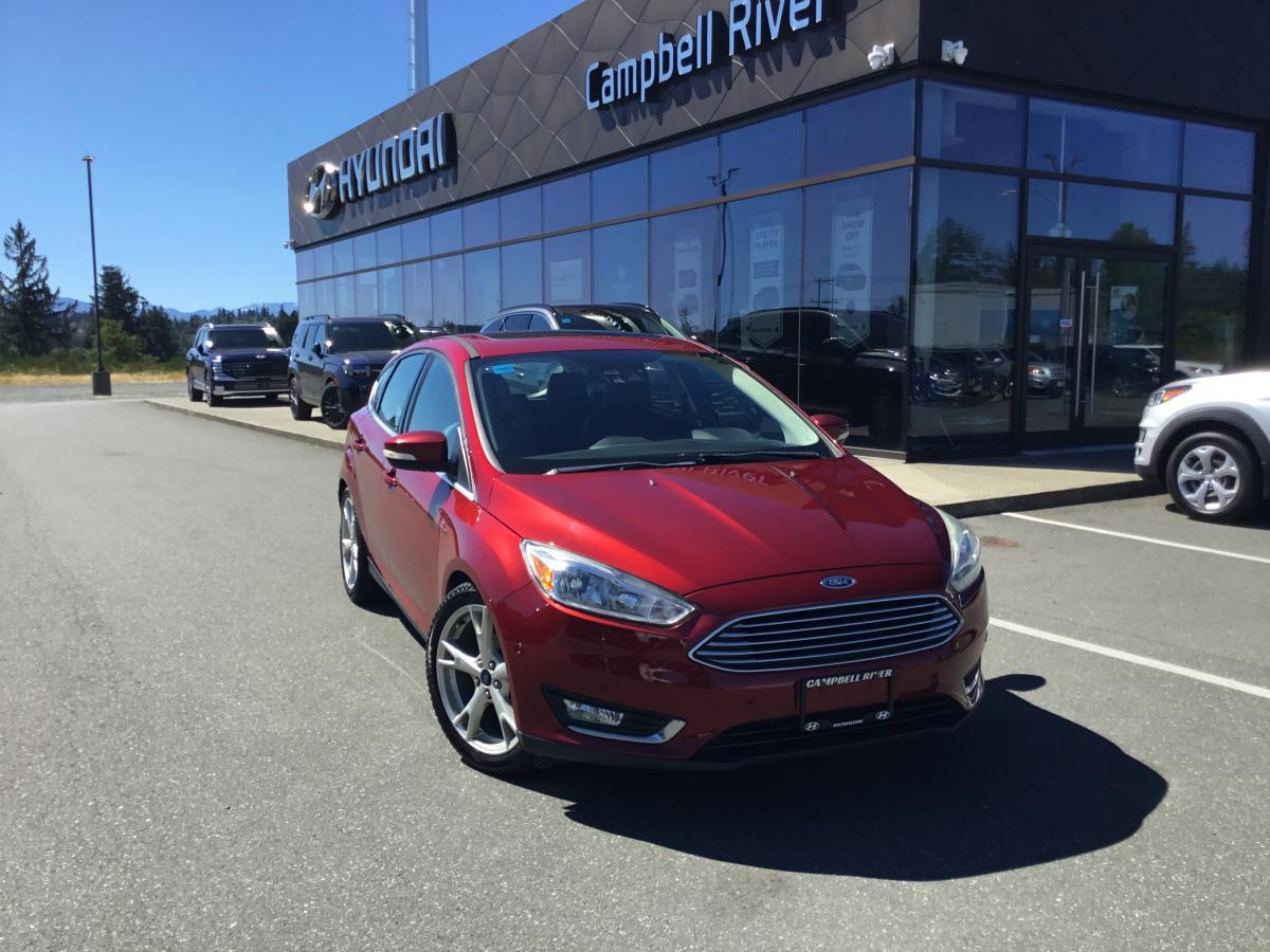 2016 Ford Focus Titanium Hatchback