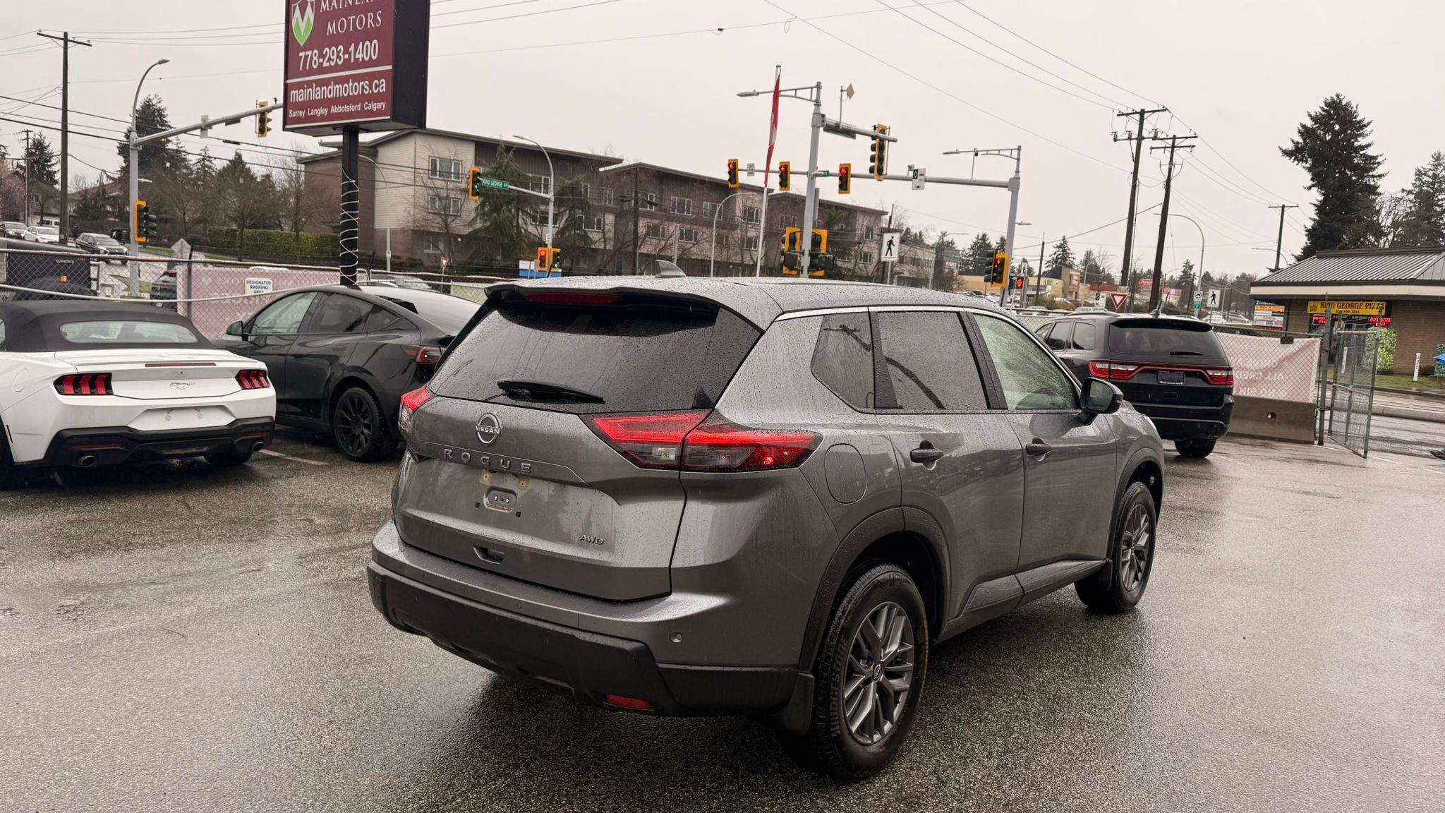 2024 Nissan Rogue — view 7