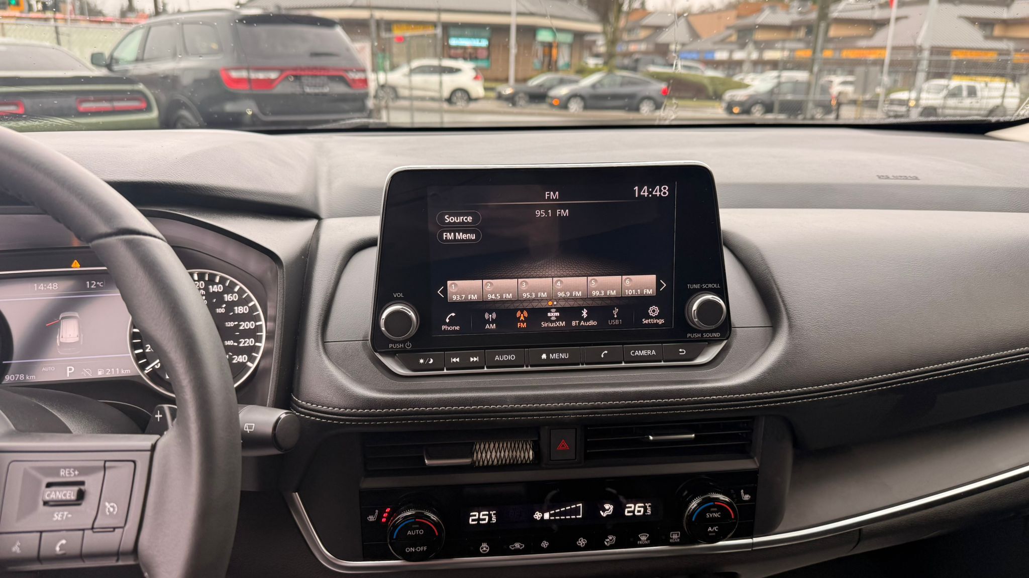 2024 Nissan Rogue — view 14
