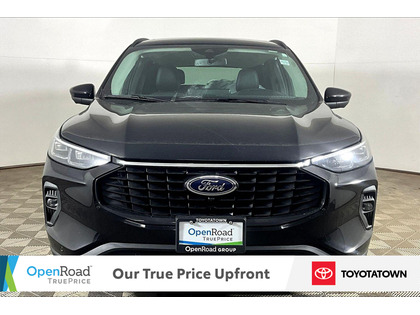 used 2025 Ford Escape car, priced at $29,998