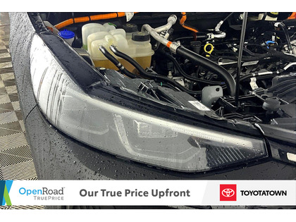 used 2025 Ford Escape car, priced at $29,998