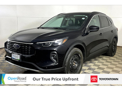 used 2025 Ford Escape car, priced at $29,998