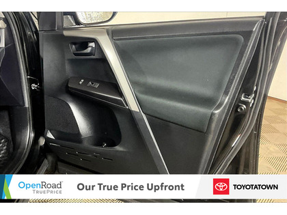 used 2018 Toyota RAV4 car, priced at $22,998