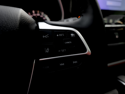 used 2024 Toyota Highlander car, priced at $52,495