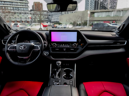 used 2024 Toyota Highlander car, priced at $52,495