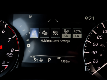 used 2024 Toyota Highlander car, priced at $52,495