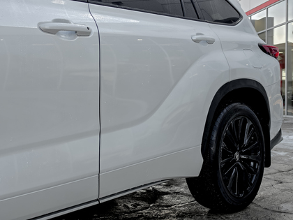 used 2024 Toyota Highlander car, priced at $52,495