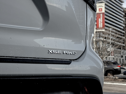 used 2024 Toyota Highlander car, priced at $52,495