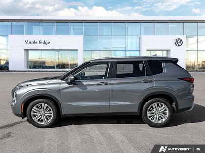 used 2024 Mitsubishi Outlander car, priced at $33,494