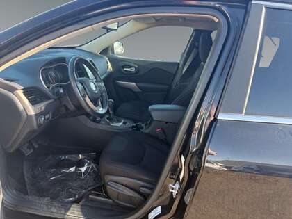 used 2017 Jeep Cherokee car, priced at $14,999