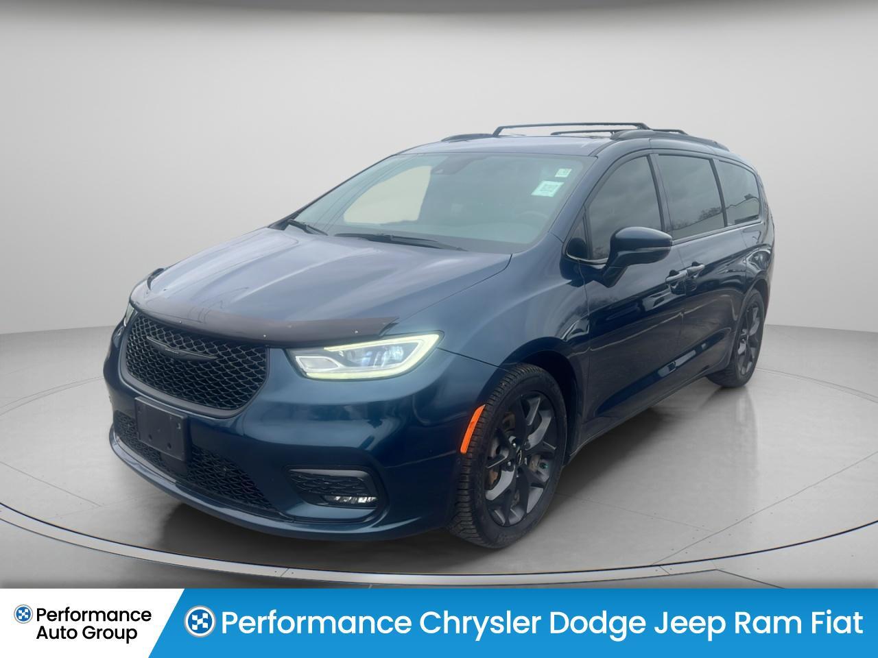 2022 Chrysler Pacifica Limited FWD