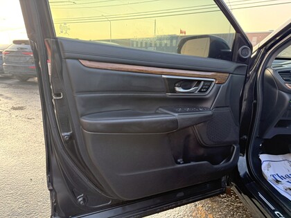 used 2021 Honda CR-V car, priced at $22,972