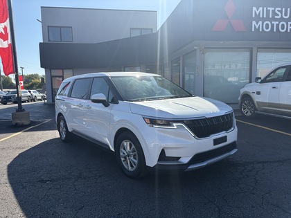 used 2023 Kia Carnival car, priced at $32,972