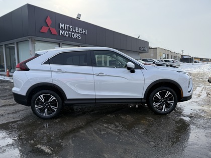 used 2024 Mitsubishi Eclipse Cross car, priced at $28,950
