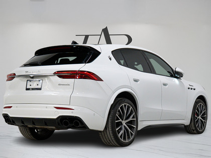 used 2023 Maserati Grecale car, priced at $64,900