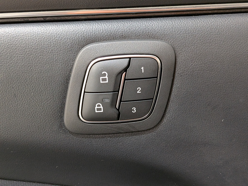 Ford Mustang Mach-E 2021