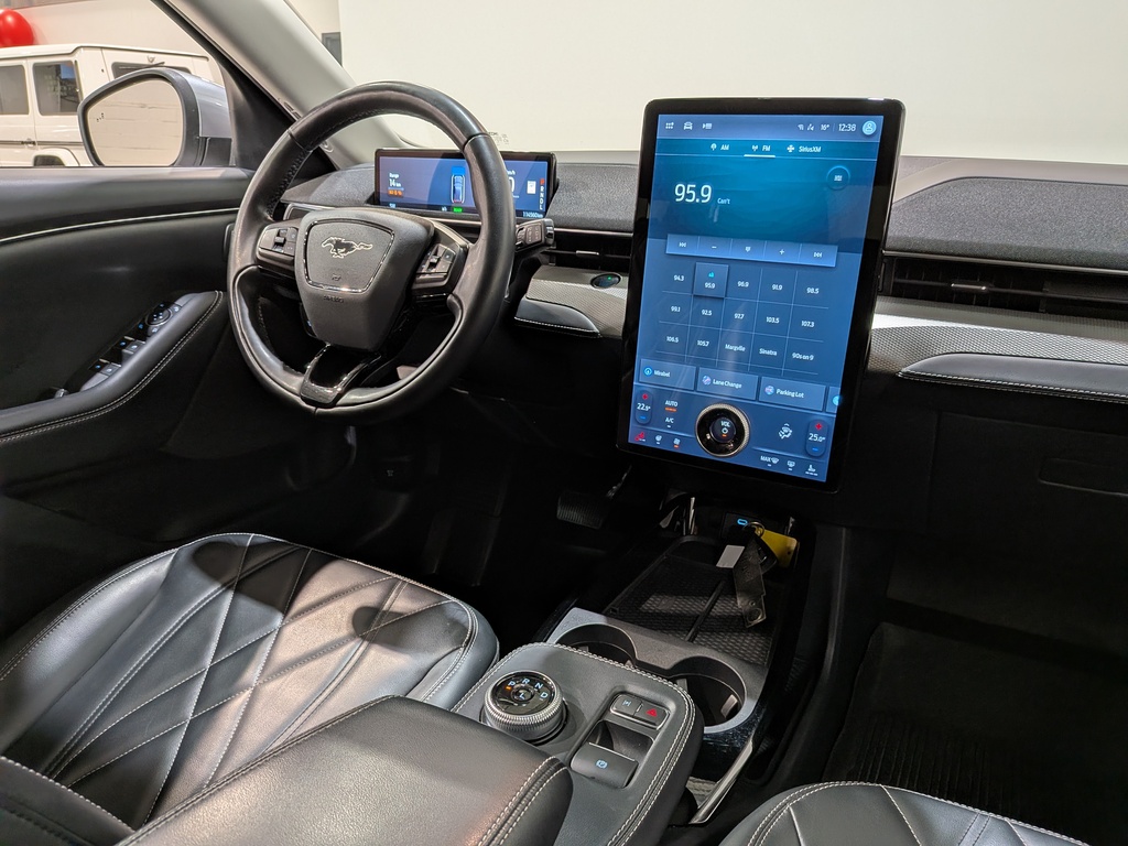 Ford Mustang Mach-E 2021