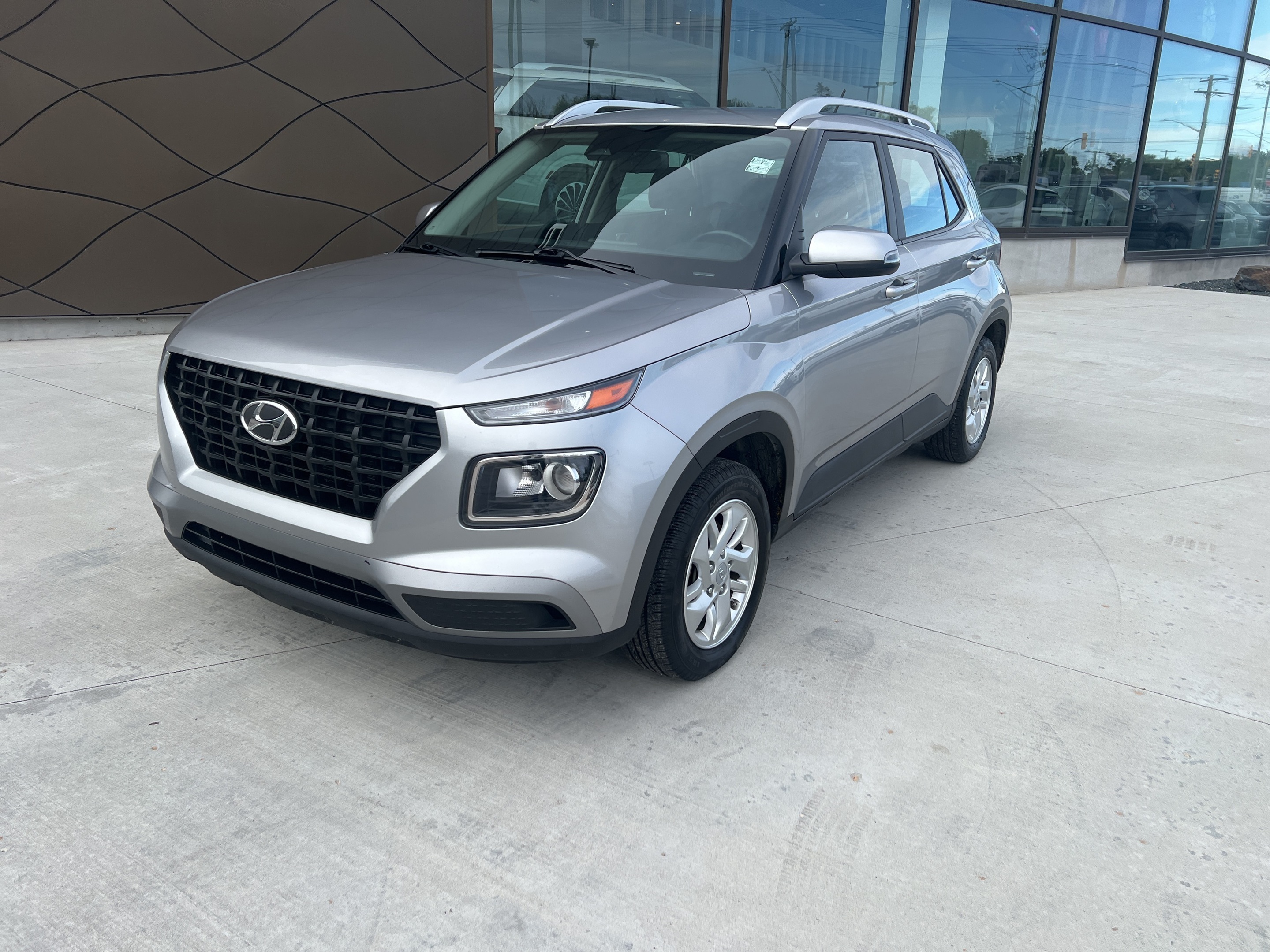 2023 Hyundai Venue Preferred FWD