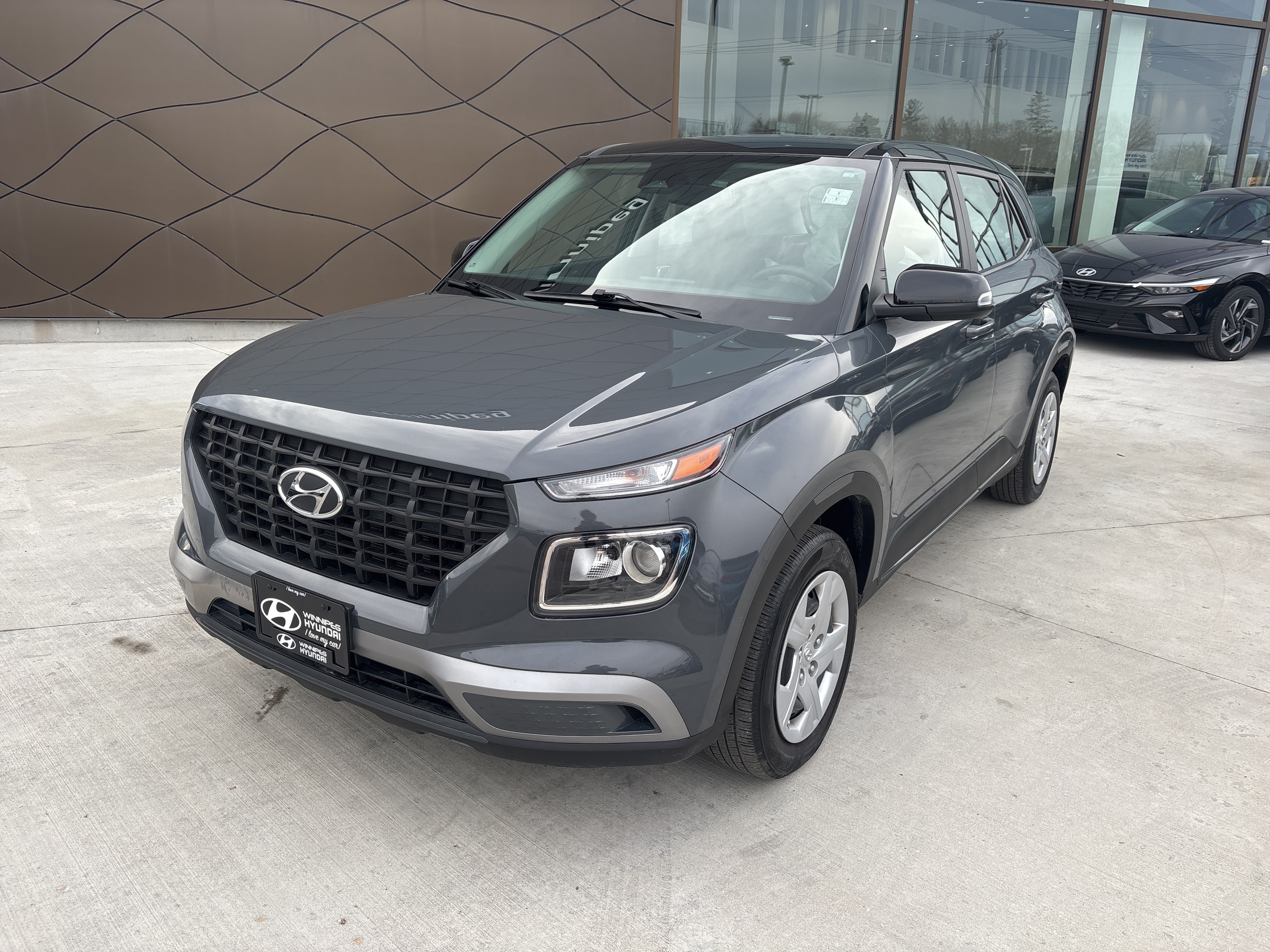 Hyundai Venue Essential FWD 2024