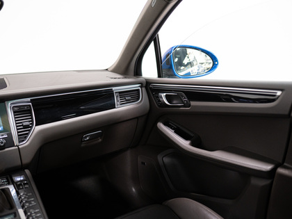 used 2018 Porsche Macan car, priced at $31,900