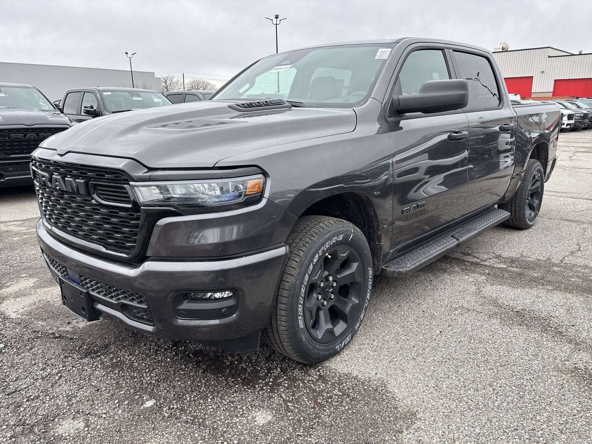 2026 RAM 1500 Express 4x4 Crew Cab 5'7" Box Truck