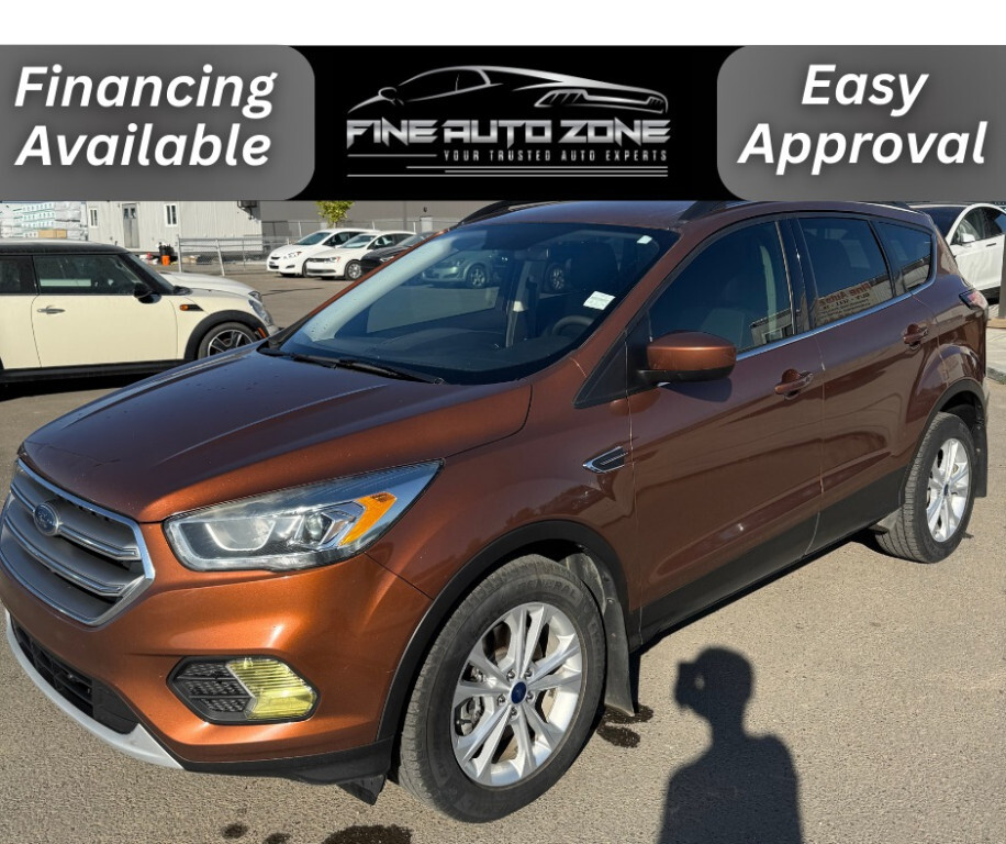 2017 Ford Escape SE 4WD : Very Well Serviced No Reported Accidents