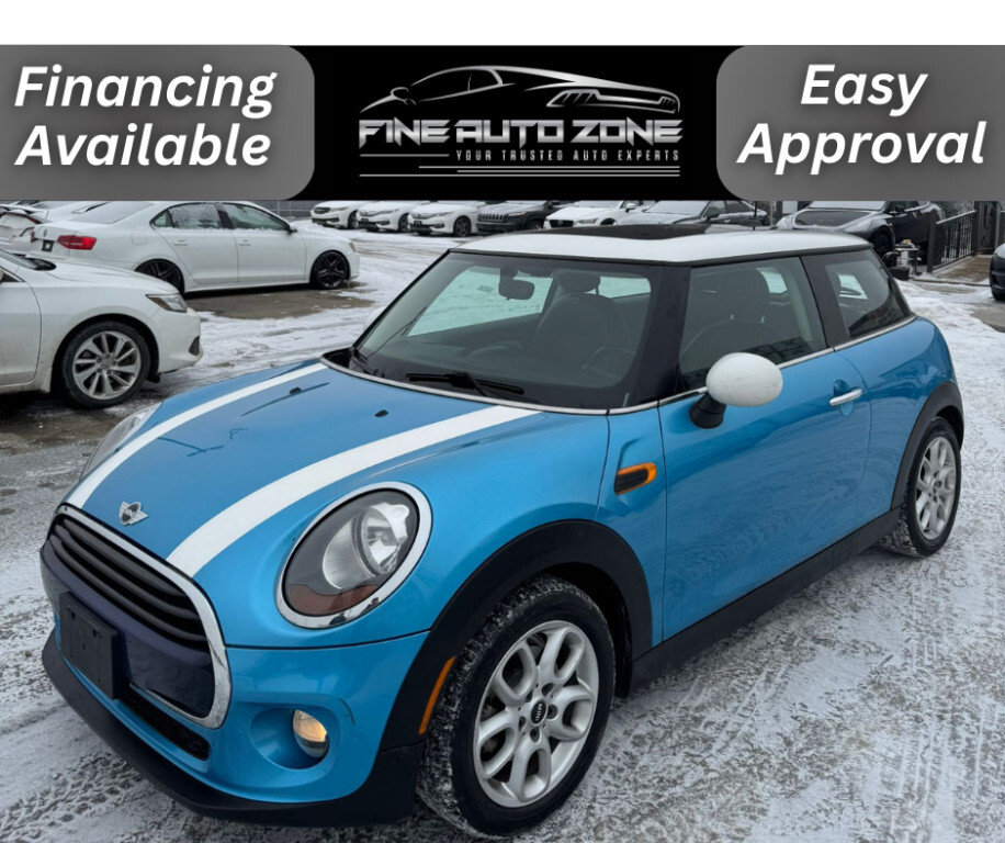 2016 MINI Cooper Hardtop Base : No Reported Accidents Low Mileage