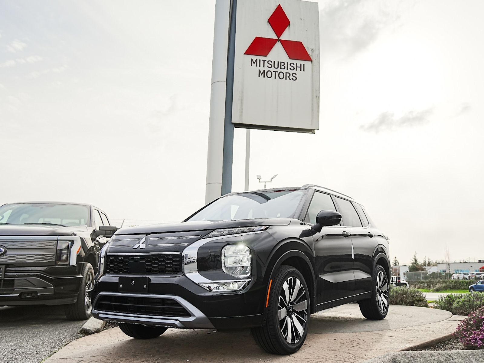 2026 Mitsubishi Outlander