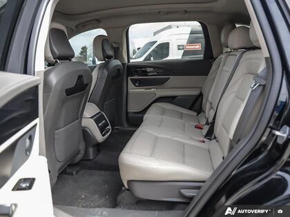 used 2024 Lincoln Nautilus car, priced at $53,700