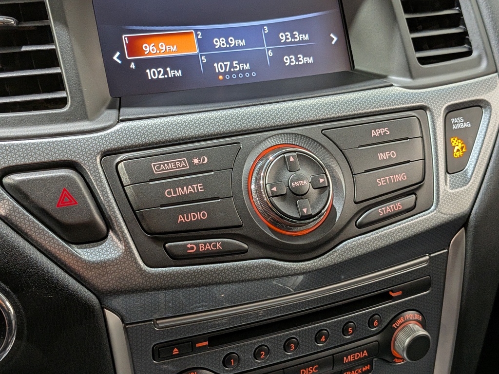 Nissan Pathfinder 2017